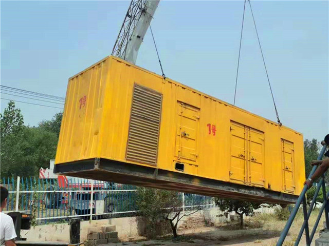 镇雄300KW柴油发电机组油耗是多少?