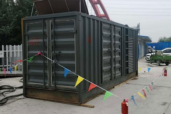镇雄发电机租赁空气滤清器多久更换一次?