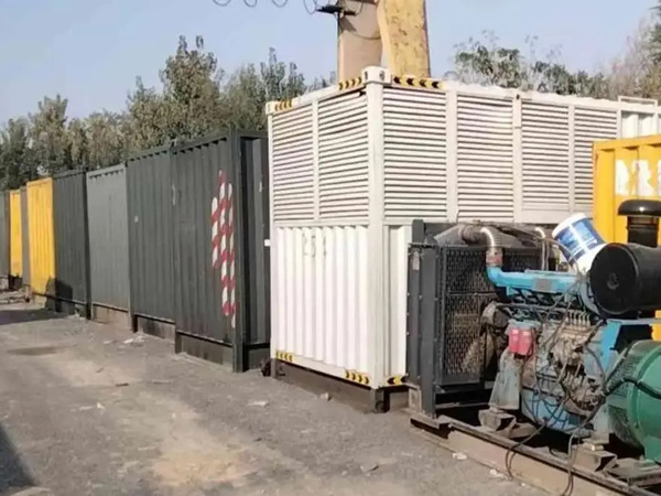 镇雄200KW柴油发电机机组每小时油耗是多少?